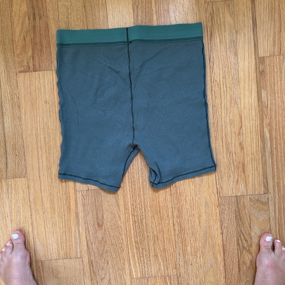 Skims Ribbed Boxers - Picture 6 of 7